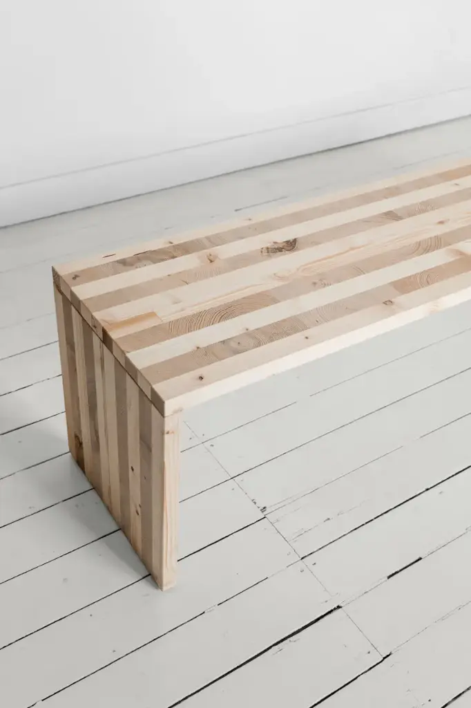 Bancs.
